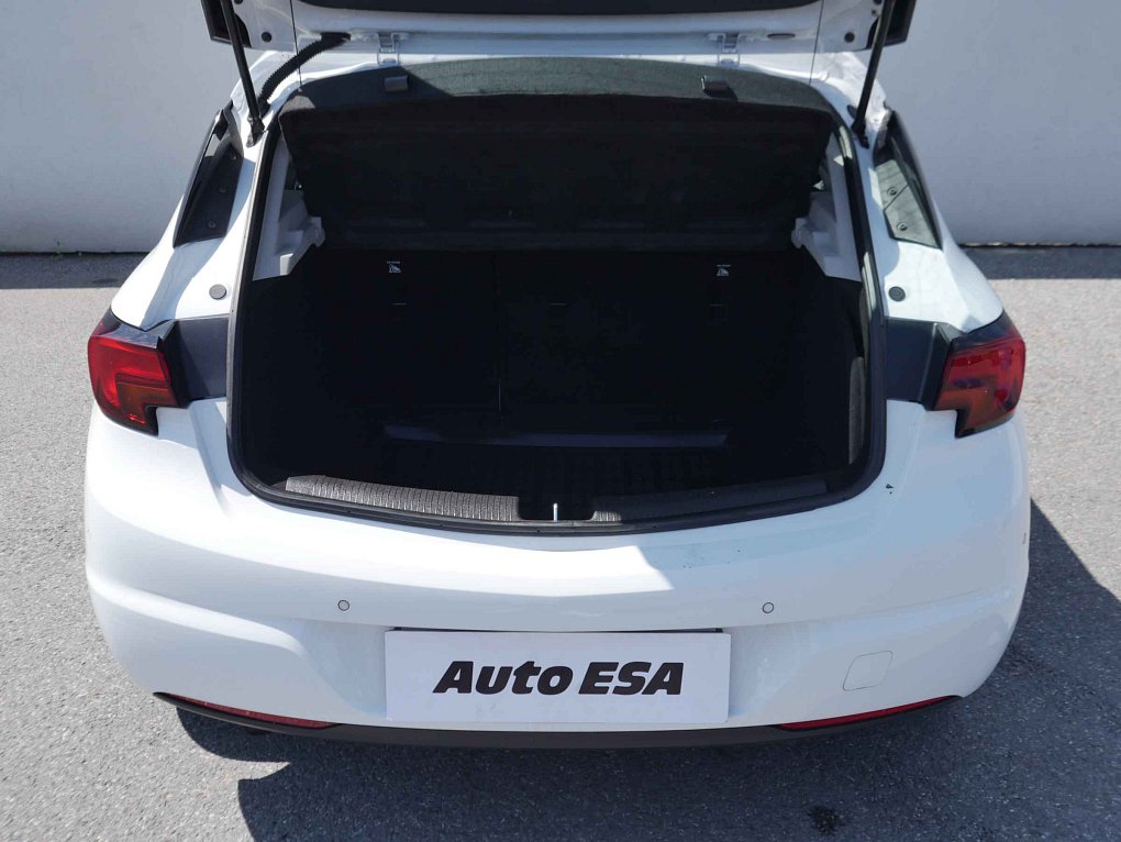 Opel Astra 1.4T 