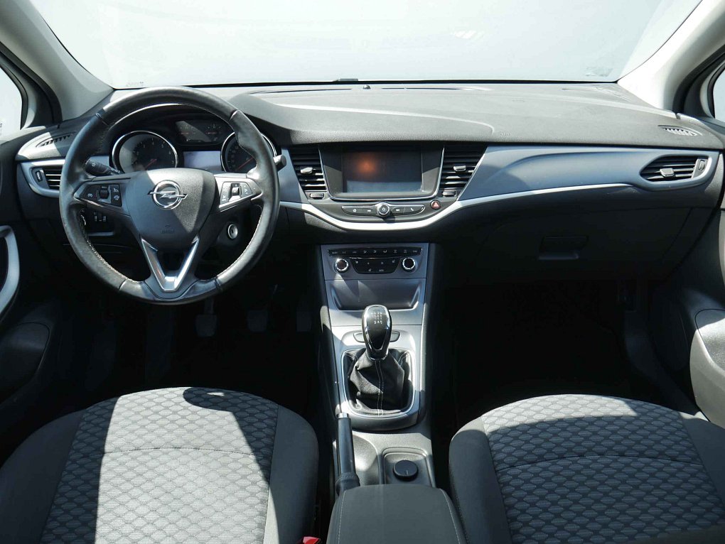 Opel Astra 1.4T 