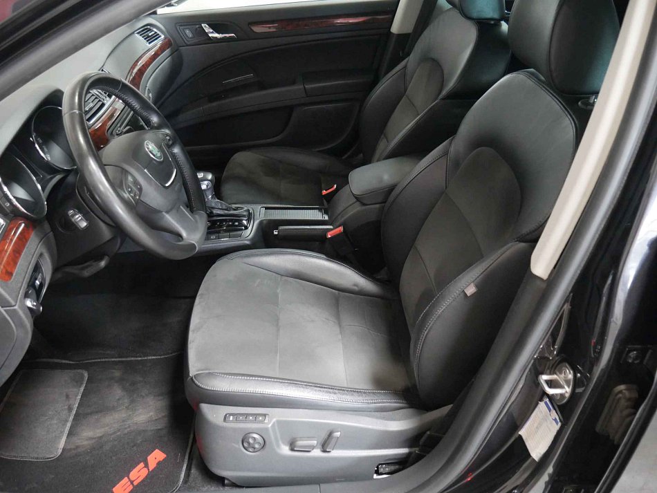 Škoda Superb II 3.6 FSI  4x4