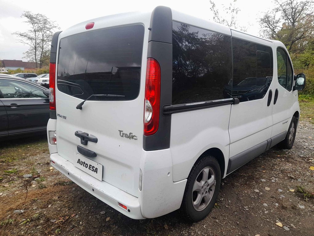 Renault Trafic 2.0 DCI 