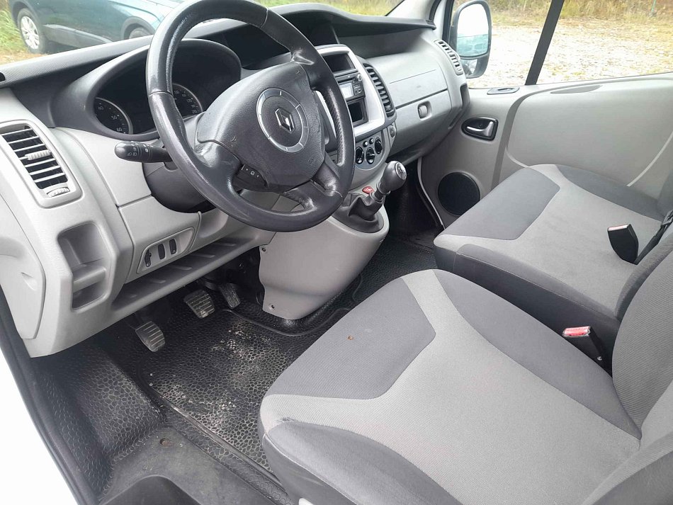 Renault Trafic 2.0 DCI 