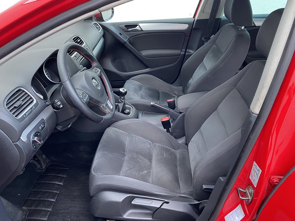 Volkswagen Golf 2.0 TDi Highline 4X4
