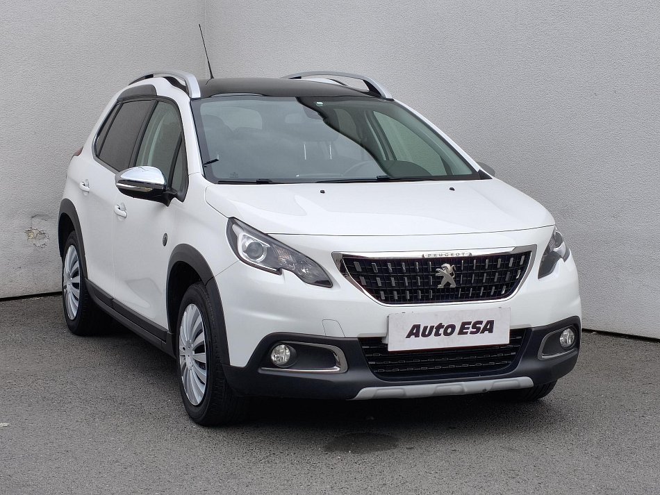 Peugeot 2008 1.2 PT Crossway