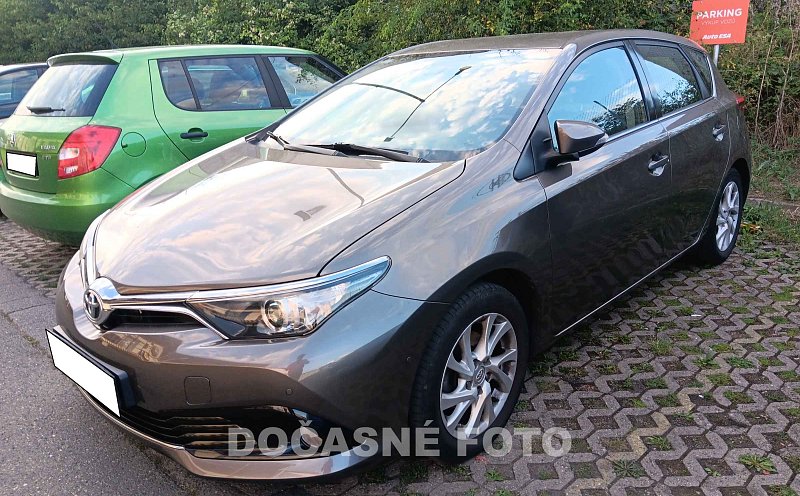 Toyota Auris 1.6i 