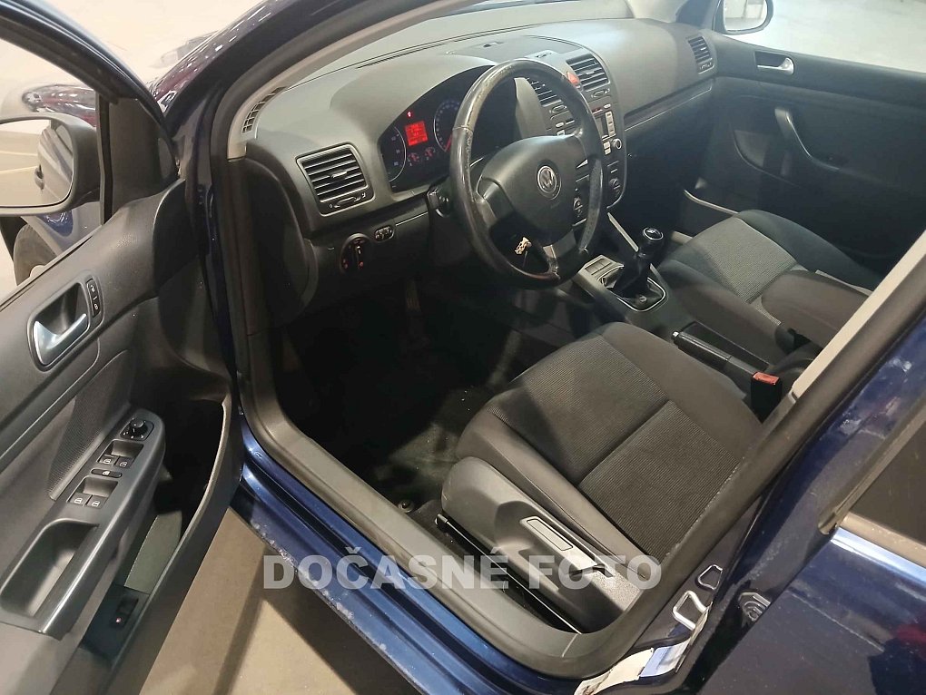 Volkswagen Golf 1.6 
