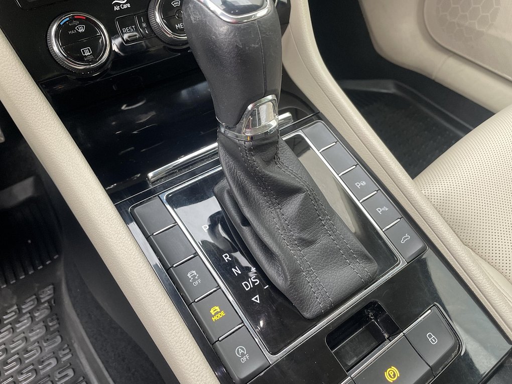 Škoda Superb III 2.0 TSI Style