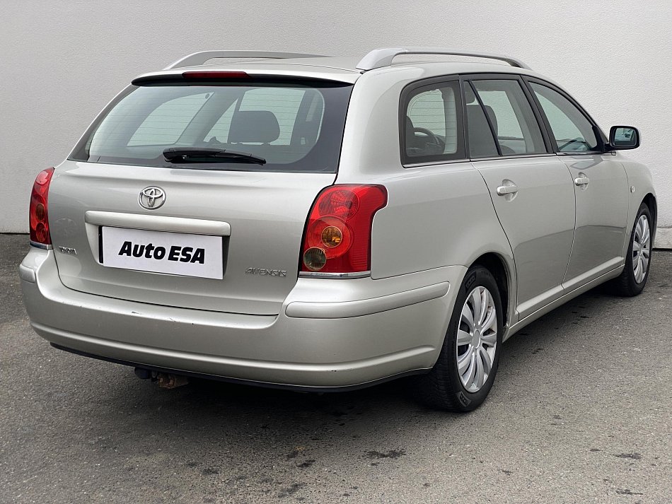 Toyota Avensis 1.8 VVT-i Sol
