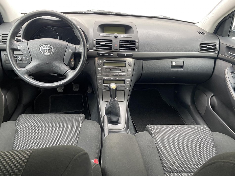Toyota Avensis 1.8 VVT-i Sol