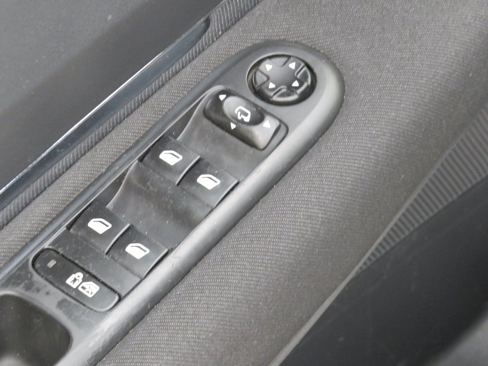 Peugeot 5008 2.0HDI 