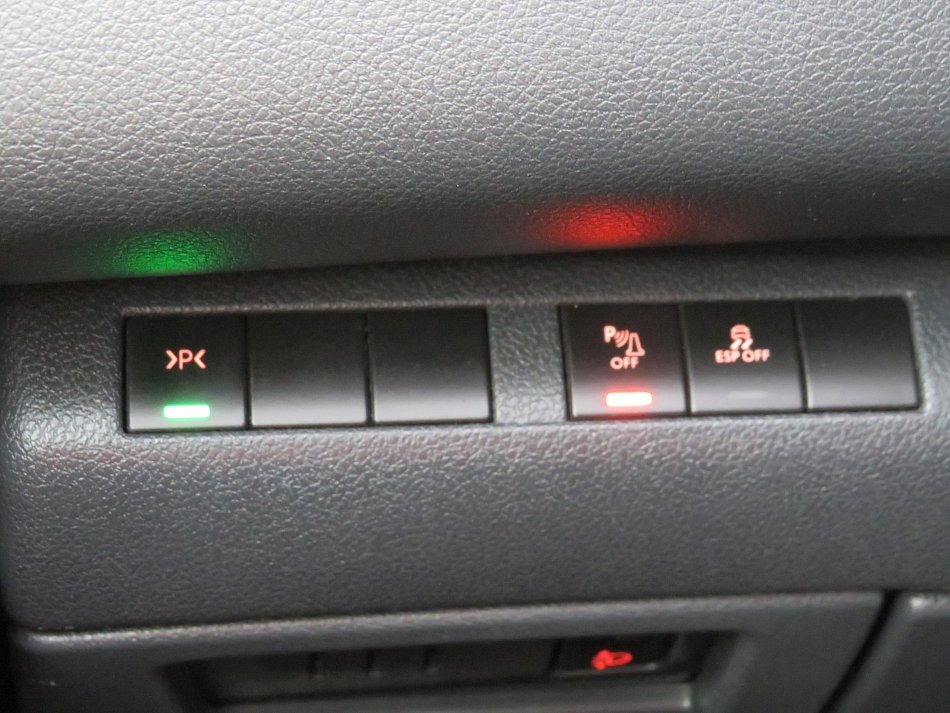 Peugeot 5008 2.0HDI 