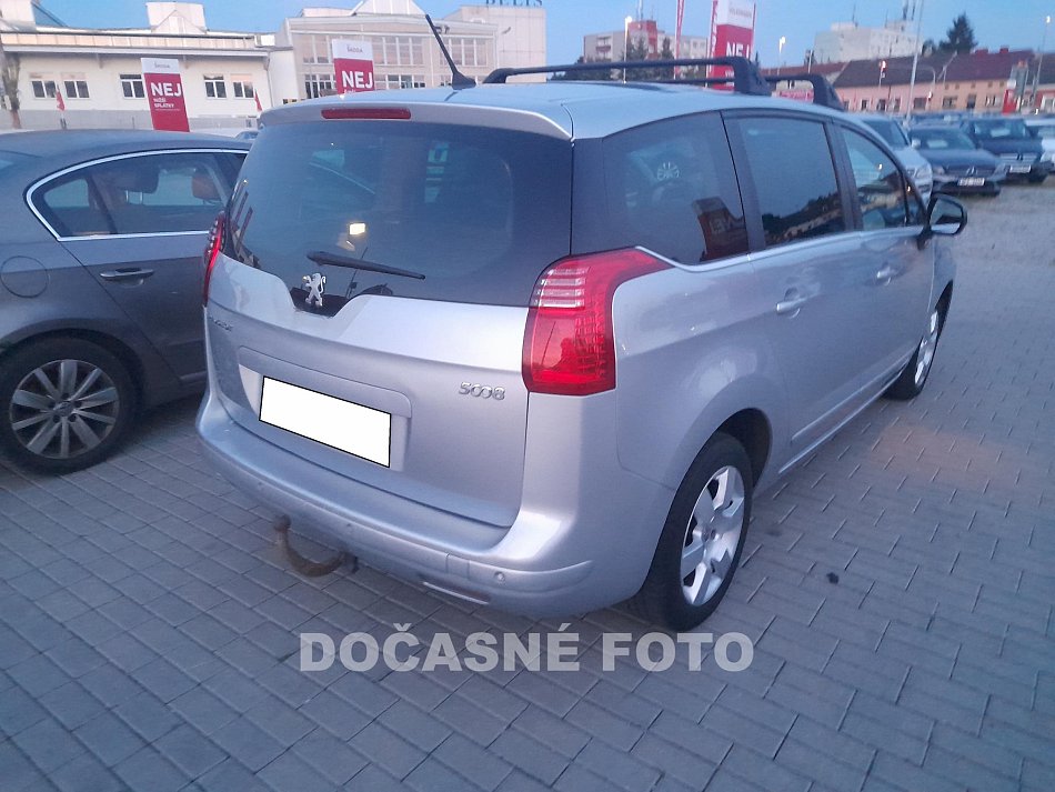 Peugeot 5008 2.0 