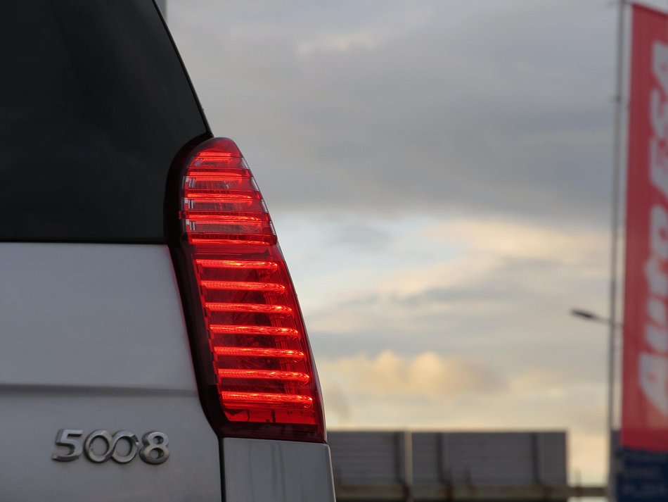 Peugeot 5008 2.0HDI 