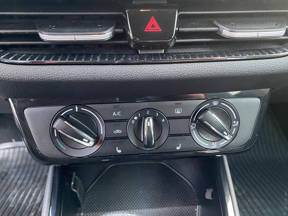 Škoda Fabia IV. 1.0 MPI 