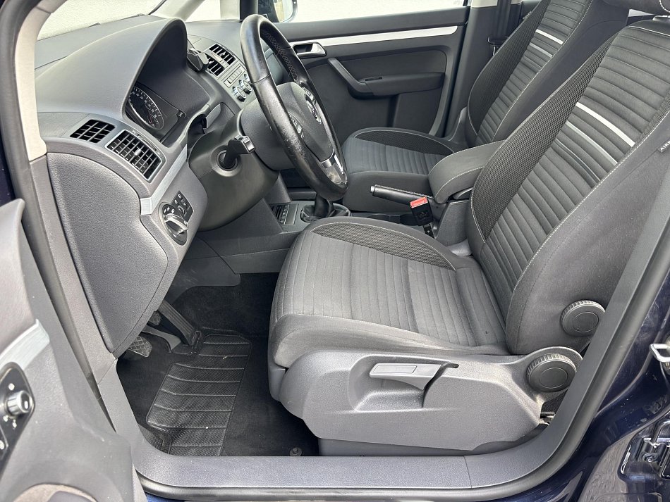 Volkswagen Touran 2.0 TDi CUP
