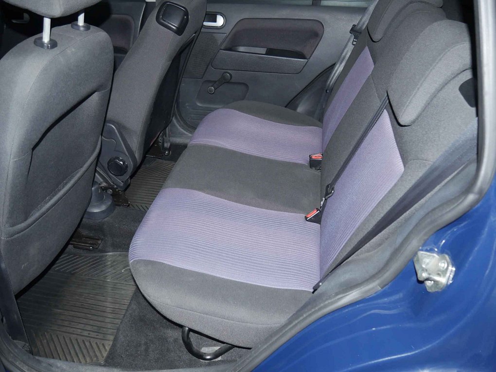 Ford Fusion 1.4 i 