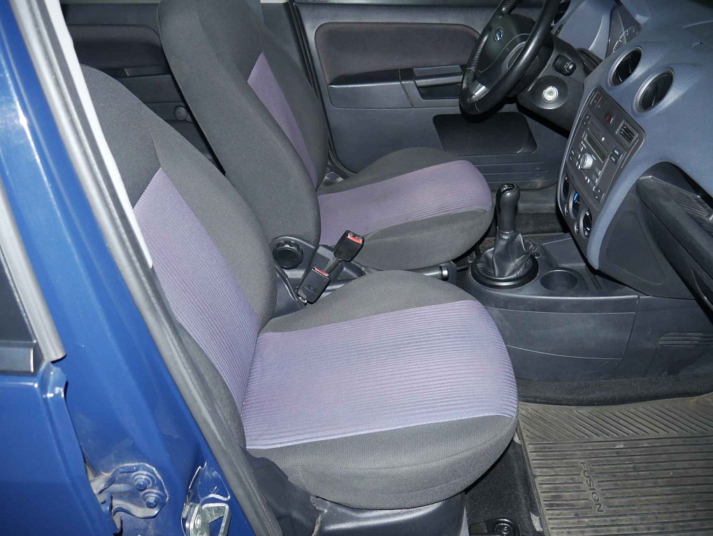 Ford Fusion 1.4 i 