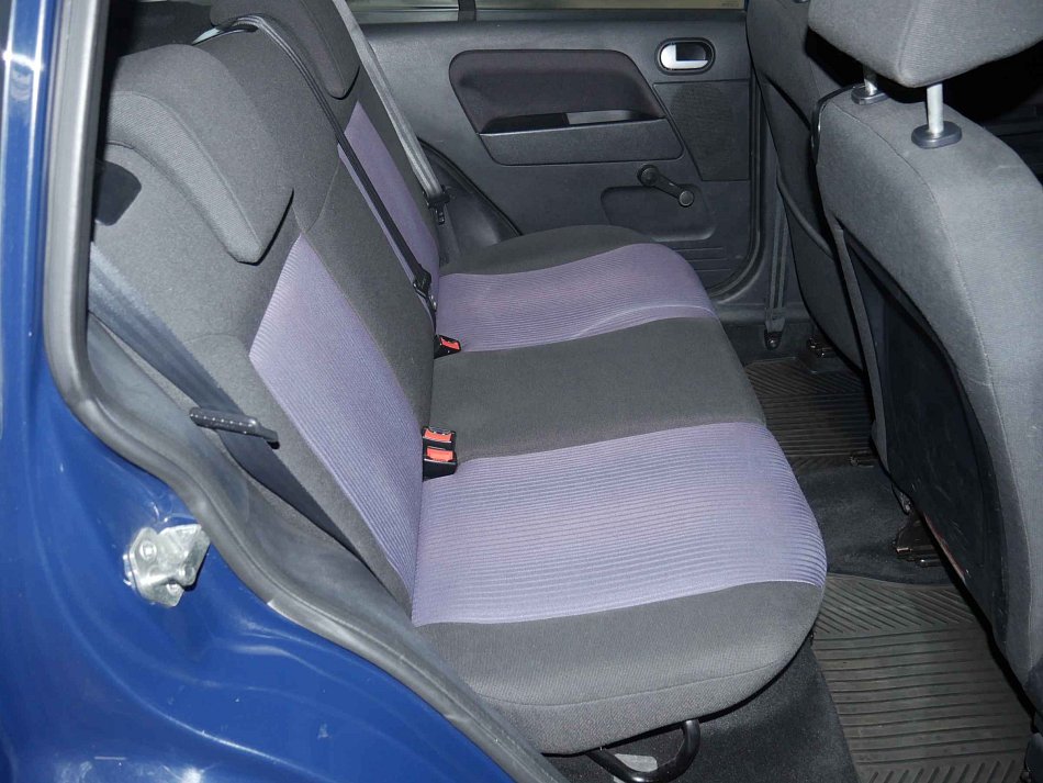 Ford Fusion 1.4 i 
