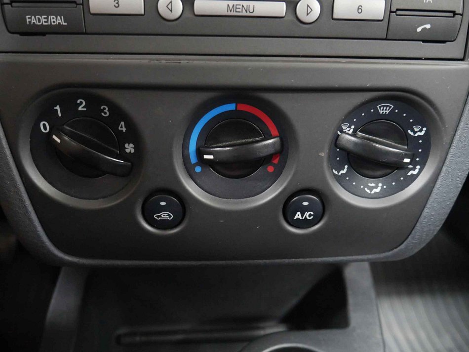 Ford Fusion 1.4 i 