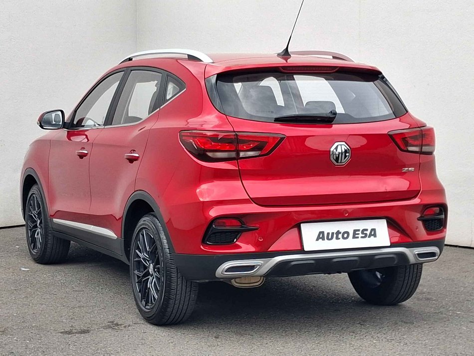 MG ZS 1.5i Essential