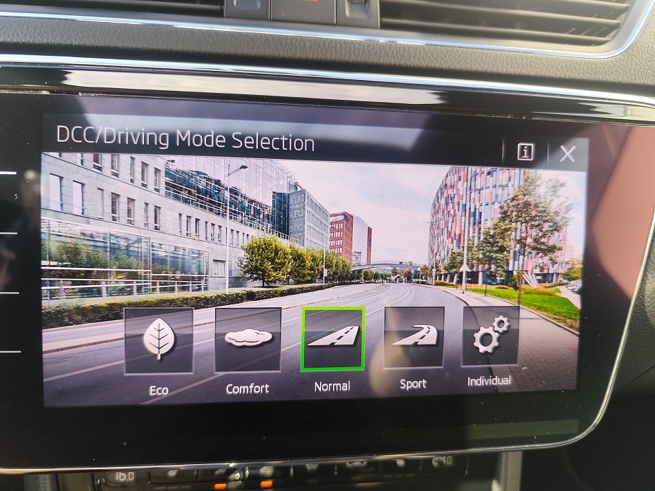 Škoda Superb III 2.0 TDi  4x4