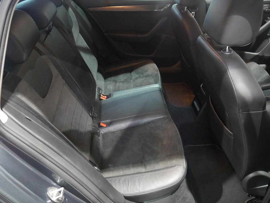 Škoda Octavia III 2.0 TDi Scout 4x4