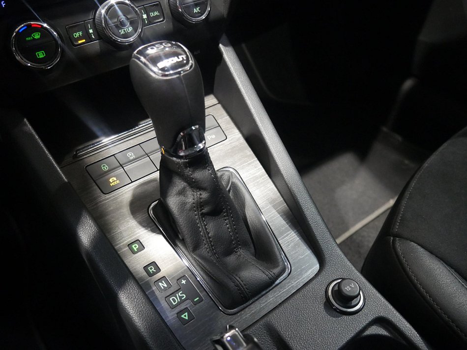 Škoda Octavia III 2.0 TDi Scout 4x4