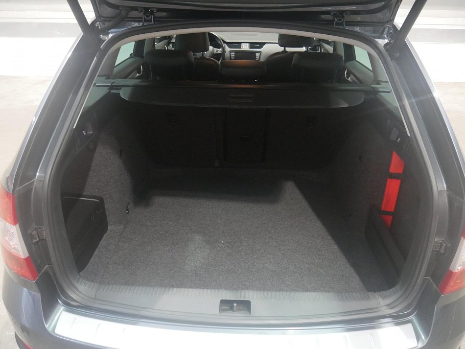 Škoda Octavia III 2.0 TDi Scout 4x4