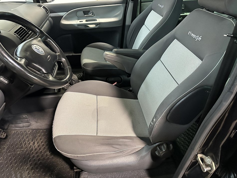 Volkswagen Sharan 2.0 TDI 