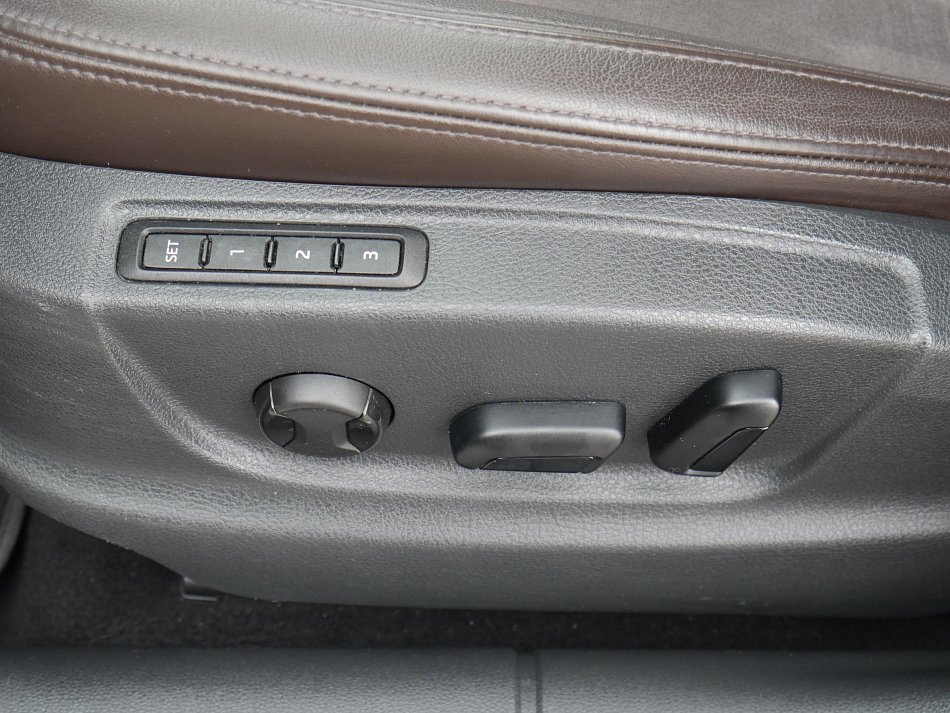 Škoda Octavia III 2.0 TDi L&K 4x4