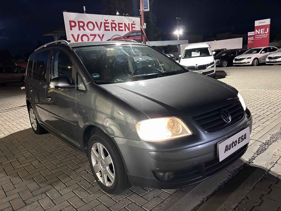 Volkswagen Touran 1.9 TDi 