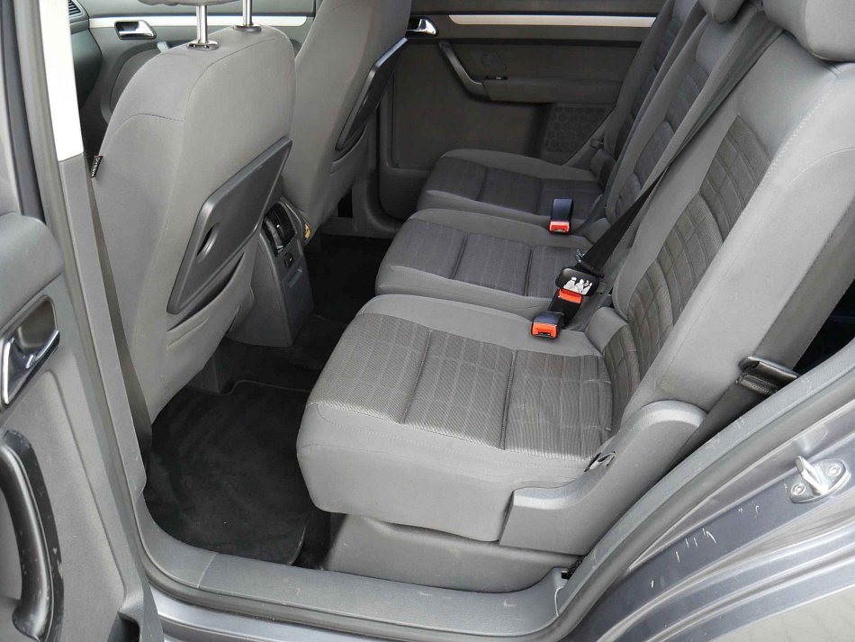Volkswagen Touran 1.9 TDi 