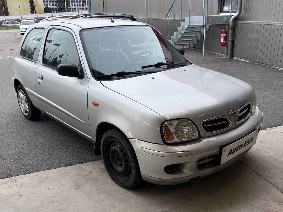 Nissan Micra 1.0 i 