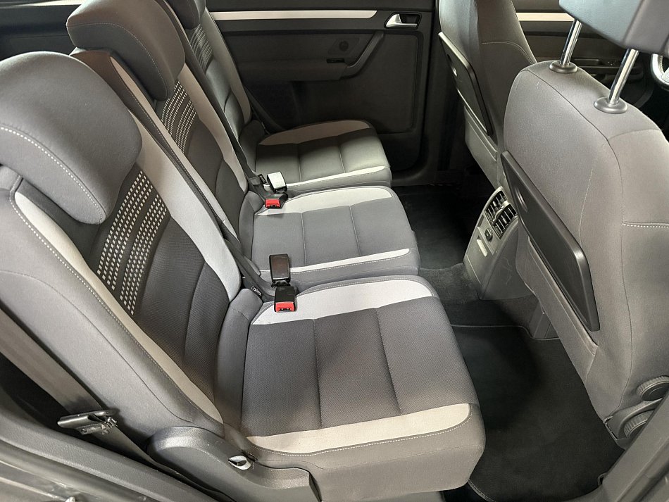 Volkswagen Touran 2.0 TDi Life