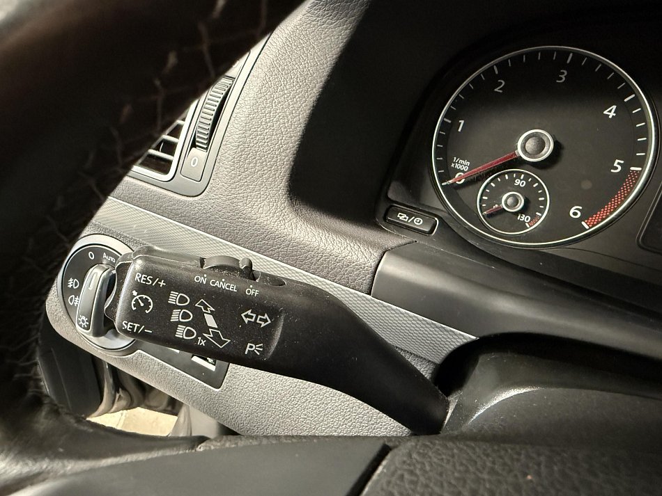 Volkswagen Touran 2.0 TDi Life