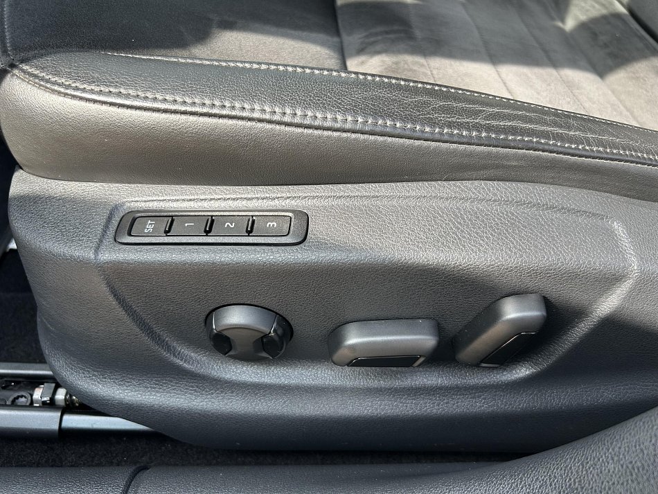 Škoda Octavia III 1.4 TSi Elegance