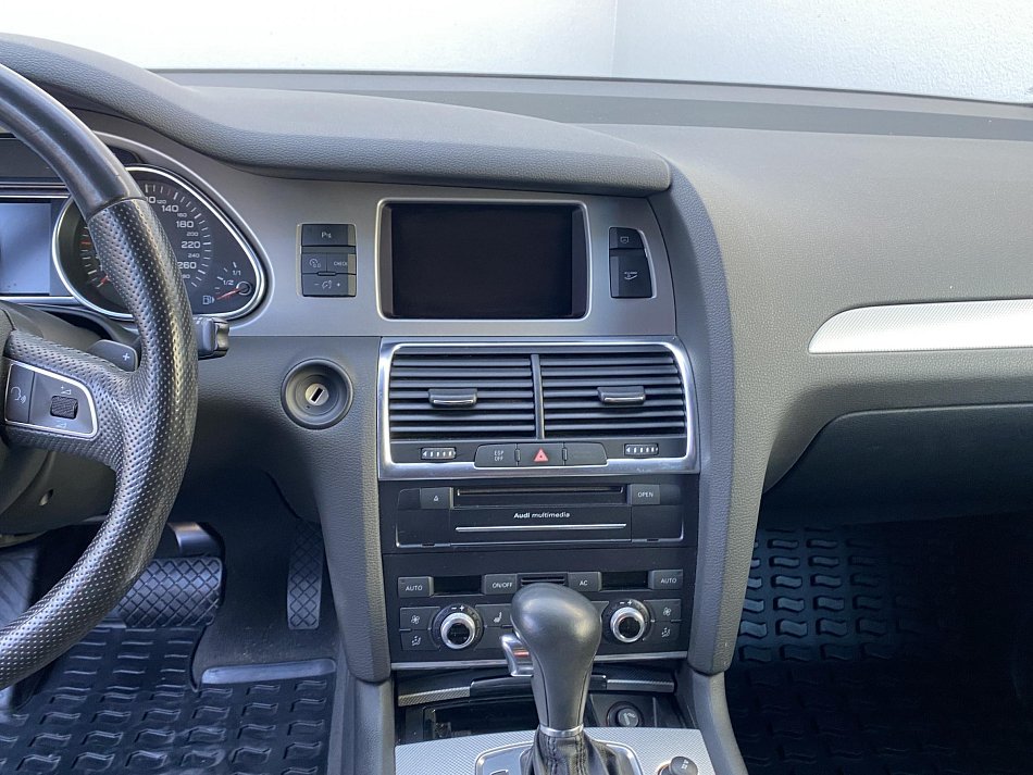 Audi Q7 3.0 TDi  quattro
