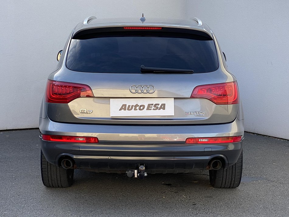 Audi Q7 3.0 TDi  quattro