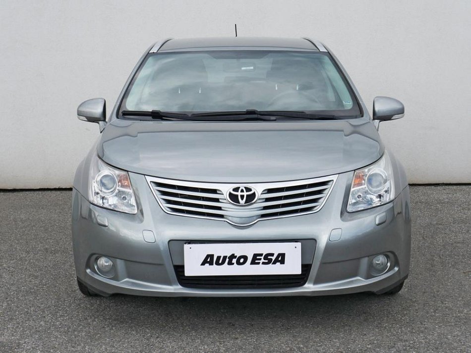 Toyota Avensis 2.2 