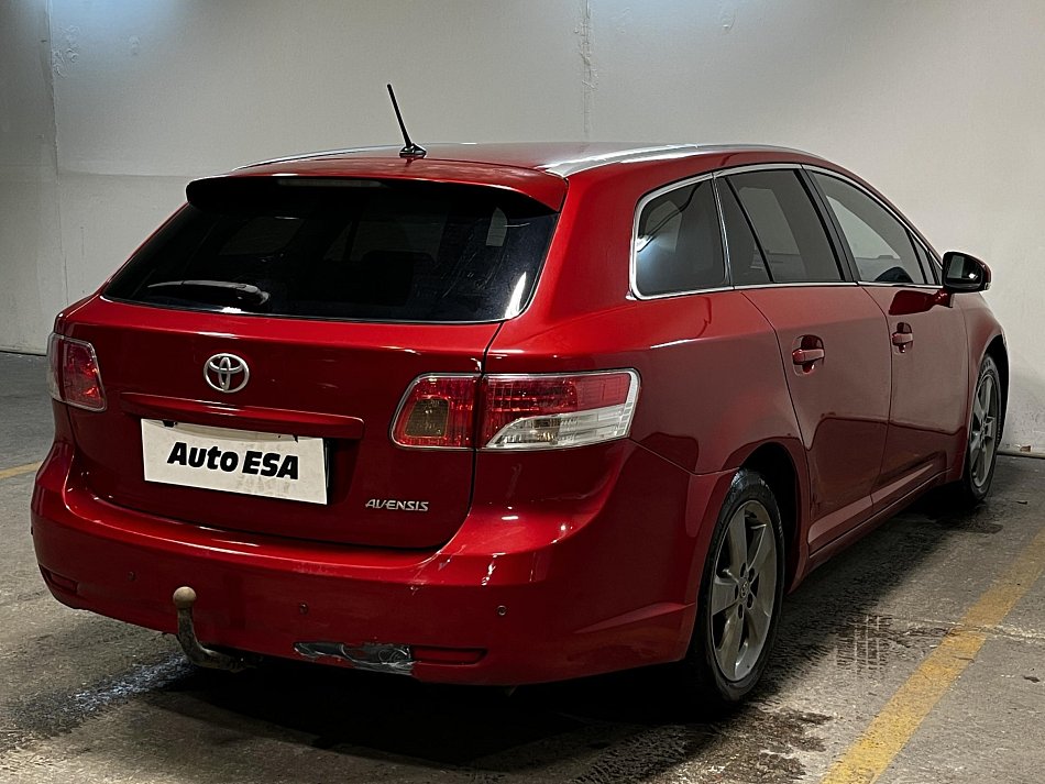 Toyota Avensis 2.2 D-CAT 