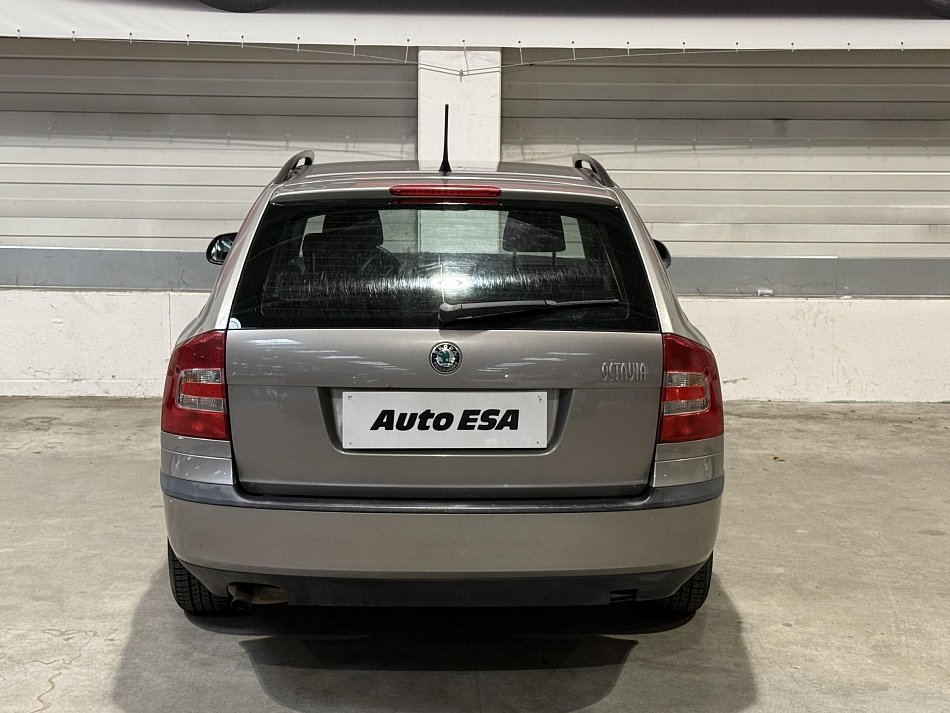 Škoda Octavia II 1.6i 