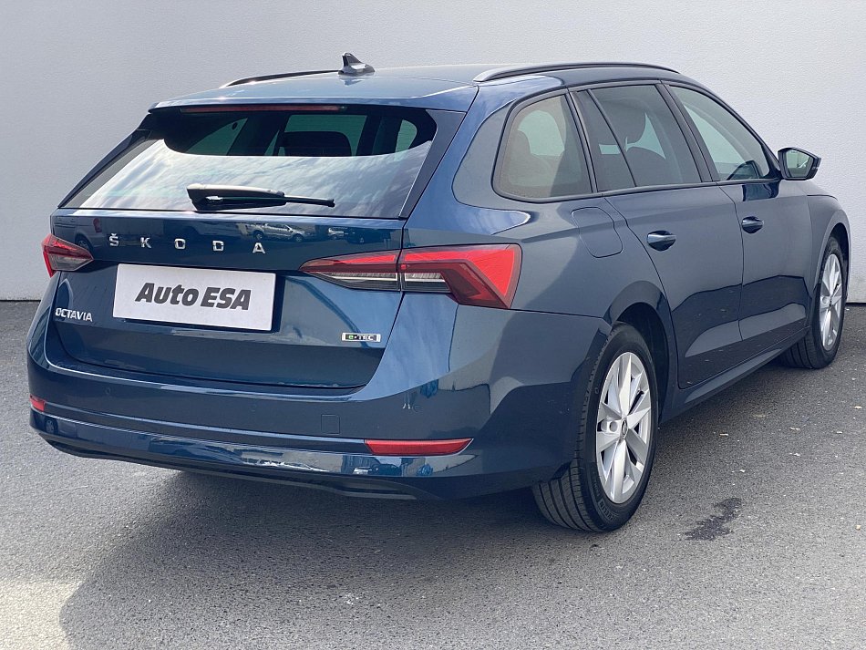 Škoda Octavia IV 1.5 TSi-eTEC Ambition