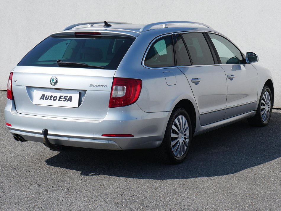 Škoda Superb II 2.0TDi Elegance