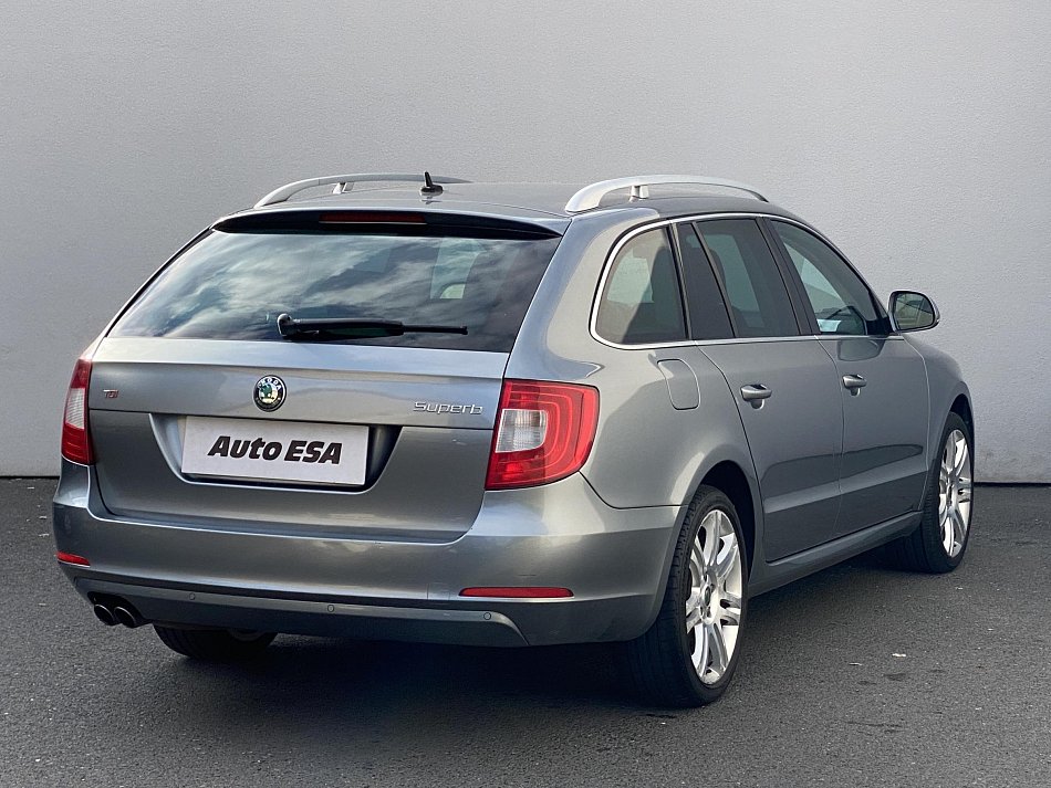 Škoda Superb II 2.0 TDI Ambition