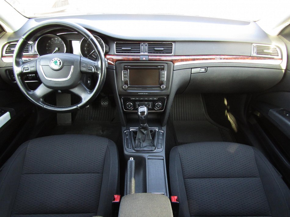 Škoda Superb II 2.0TDi Elegance