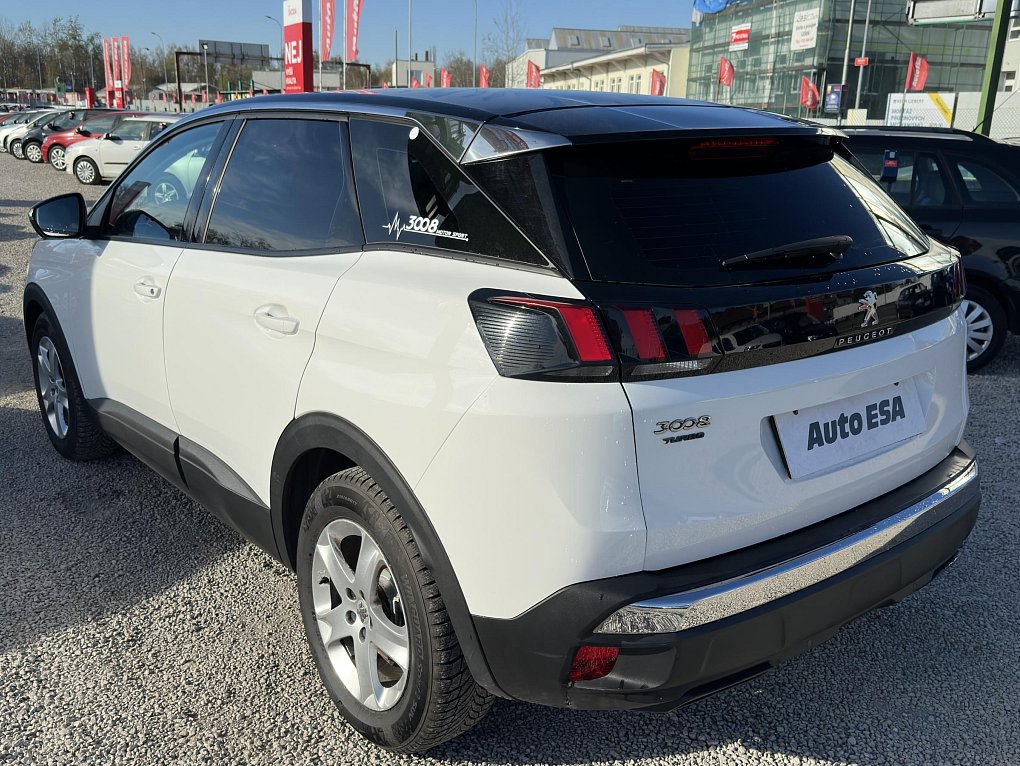Peugeot 3008 1.2PT 
