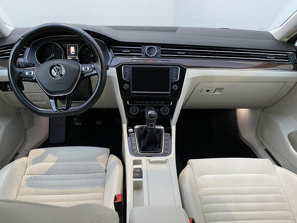 Volkswagen Passat 2.0 TDI Highline