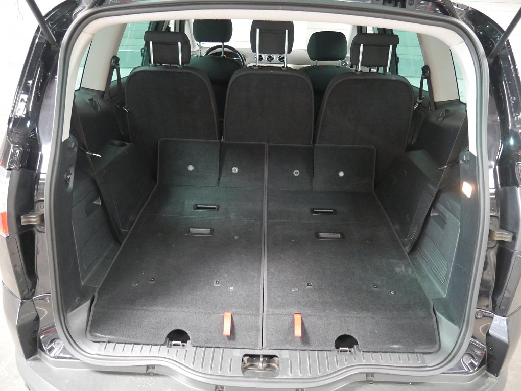 Ford S-MAX 2.5  7míst