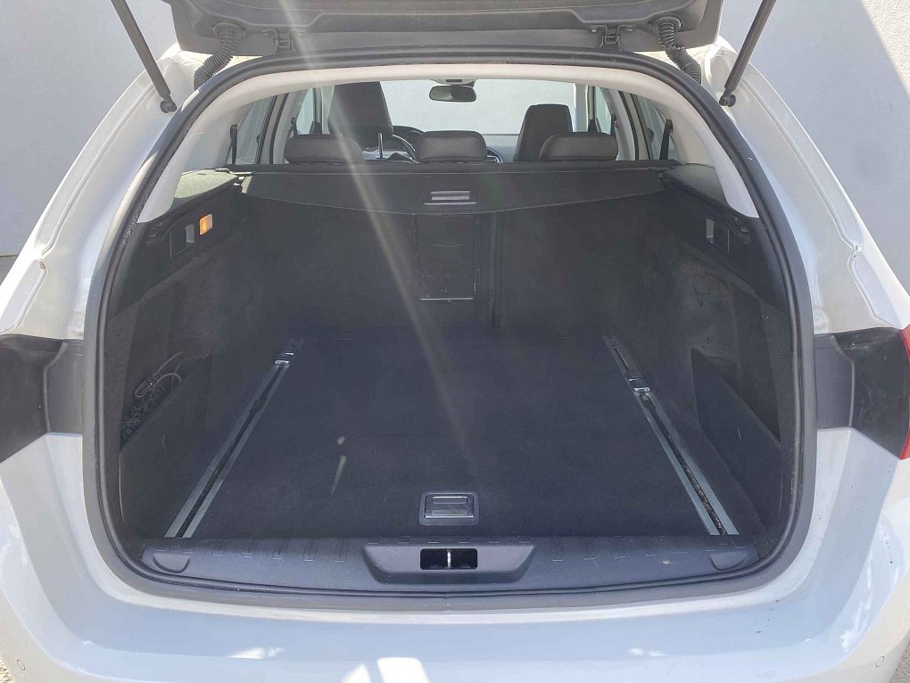 Peugeot 308 1.6 HDi Allure SW