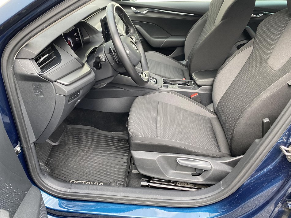 Škoda Octavia IV 1.5 TSi-eTEC Ambition