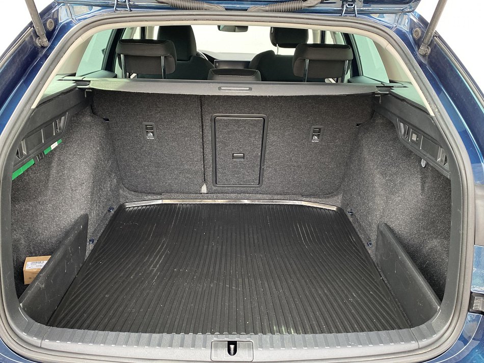 Škoda Octavia IV 1.5 TSi-eTEC Ambition